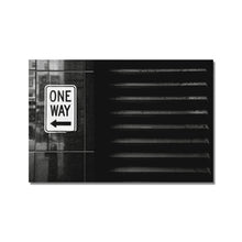 Lade das Bild in den Galerie-Viewer, Wandbild Alu-Dibond: Schild Einbahnstraße One-Way Sign s/w Galerie Qualität
