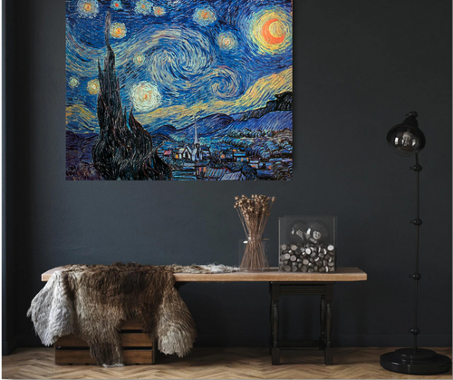 Gogh, Vincent van 1853–1890. “Die Sternennacht” (Zypressen und Dorf), Saint-Remy, Juni 1889. Öl auf Leinwand, 73,7 × 92,1 cm. New York, Museum of Modern Art.  Gogh, Vincent van 1853–1890. “Starry Night”, June 1889. Oil on canvas, 73 × 92cm. New York, Museum of Modern Art.